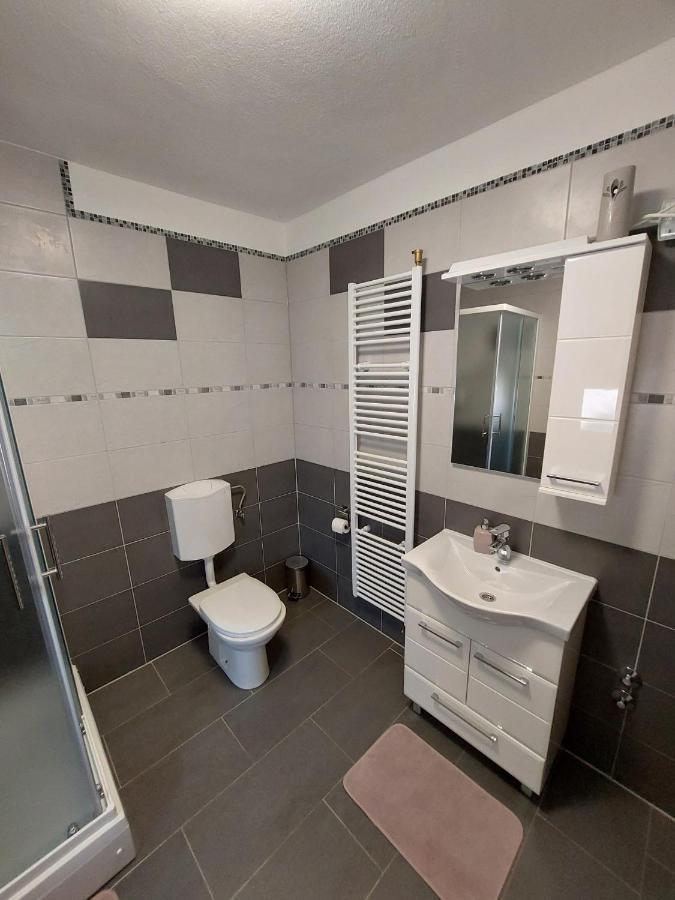 Studio Apartman Marta كورينيتسا المظهر الخارجي الصورة